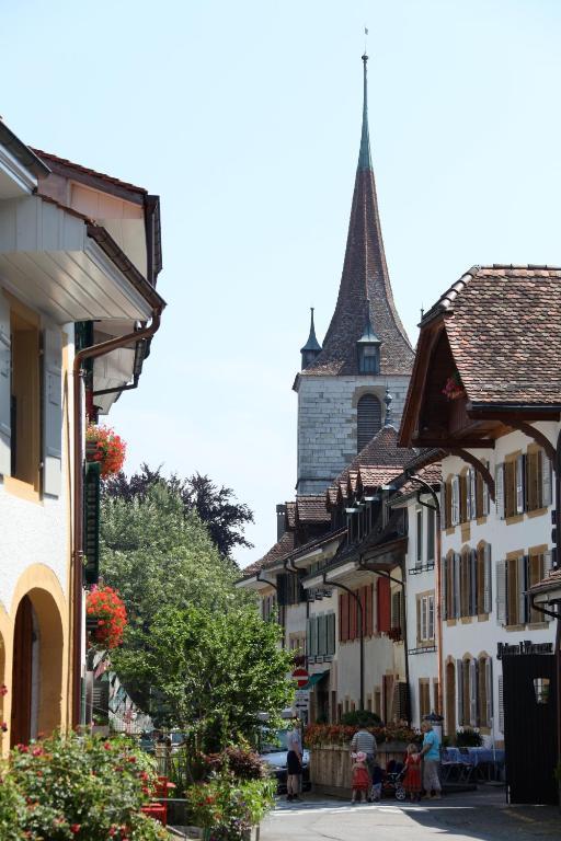 The Old Town Flat Appartement Murten Kamer foto